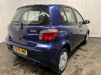 Toyota Yaris Yaris (P1) Hatchback 1.0 16V VVT-i (1SZFE) [50kW]  (04-1999/09-2005) picture 4