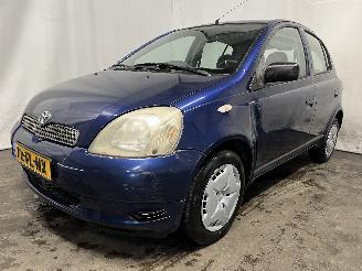 Toyota Yaris Yaris (P1) Hatchback 1.0 16V VVT-i (1SZFE) [50kW]  (04-1999/09-2005) picture 2