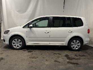 Volkswagen Touran Touran (1T3) MPV 2.0 TDI 16V 140 (CFHC) [103kW]  (05-2010/05-2015) picture 4