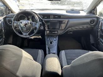 Toyota Auris Auris (E18) Hatchback 5-drs 1.8 16V Hybrid (2ZRFXE) [100kW]  (10-2012/=
03-2019) picture 30