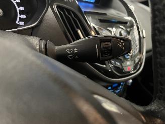 Ford B-Max B-Max (JK8) MPV 1.0 EcoBoost 12V 100 (SFJA(Euro 5)) [74kW]  (10-2012/1=
2-2017) picture 18