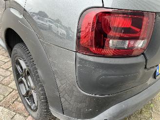Citroën C4 C4 Cactus (0B/0P) Hatchback 5-drs 1.2 PureTech 82 12V (EB2F(HMZ)) [60k=
W]  (09-2014/...) picture 9