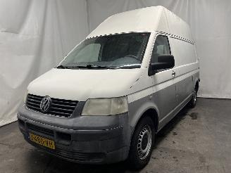 Auto incidentate Volkswagen Transporter Transporter T5 Van 2.5 TDi (AXD) [96kW]  (04-2003/11-2009) 2006/1