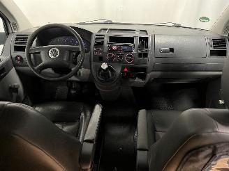 Volkswagen Transporter Transporter T5 Van 2.5 TDi (AXD) [96kW]  (04-2003/11-2009) picture 12