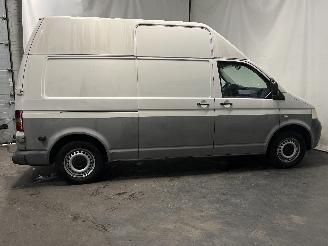 Volkswagen Transporter Transporter T5 Van 2.5 TDi (AXD) [96kW]  (04-2003/11-2009) picture 7