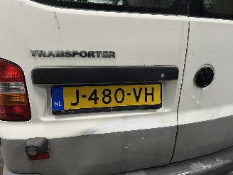 Volkswagen Transporter Transporter T5 Van 2.5 TDi (AXD) [96kW]  (04-2003/11-2009) picture 8