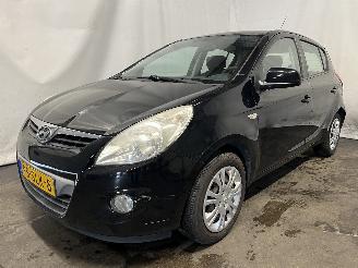 Hyundai I-20 i20 Hatchback 1.2i 16V (G4LA) [57kW]  (09-2008/12-2012) picture 6