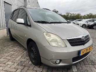Toyota Corolla Corolla Verso (E12) MPV 1.8 16V VVT-i (1ZZFE) [99kW]  (12-2001/05-2004=
) picture 6