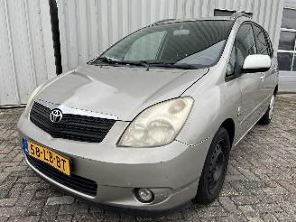 škoda osobní automobily Toyota Corolla Corolla Verso (E12) MPV 1.8 16V VVT-i (1ZZFE) [99kW]  (12-2001/05-2004=
) 2002/10
