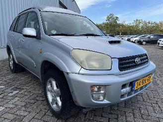 Toyota Rav-4 RAV4 (A2) Terreinwagen 2.0 D-4D 16V 4x4 (1CD-FTV) [85kW]  (05-2001/11-=
2005) picture 5