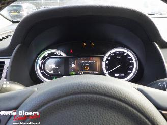 Kia Niro 1.6 GDi Hybrid Style Edition picture 17
