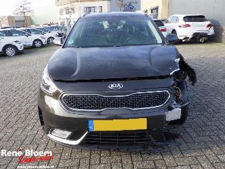 Kia Niro 1.6 GDi Hybrid Style Edition picture 3
