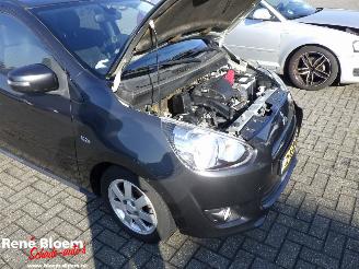 Mitsubishi Space-star 1.0 Intense 5drs Clima picture 9