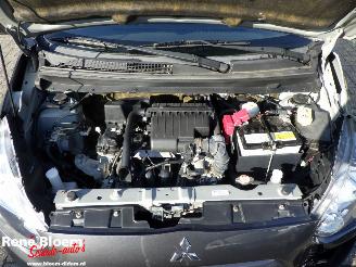 Mitsubishi Space-star 1.0 Intense 5drs Clima picture 7