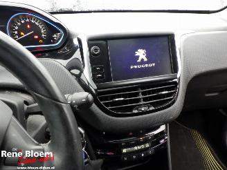Peugeot 2008 1.2 PureTech Allure 131pk picture 14