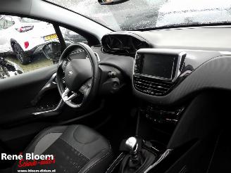 Peugeot 2008 1.2 PureTech Allure 131pk picture 9