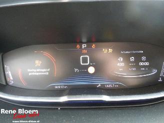 Peugeot 3008 1.2 Pure Tech Allure 131pk picture 14