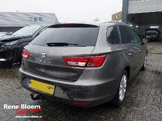 Seat Leon 1.6 TDI Style Connect Navi 110pk picture 4