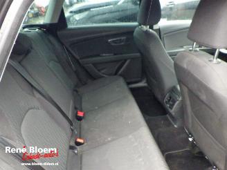 Seat Leon 1.6 TDI Style Connect Navi 110pk picture 9