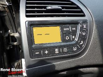 Citroën C4 PICASSO 1.6 THP Exclusive EGS picture 18