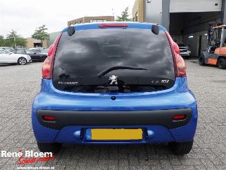 Peugeot 107 1.0 Premiere Airco picture 3