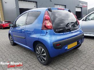 Peugeot 107 1.0 Premiere Airco picture 2
