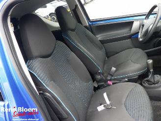 Peugeot 107 1.0 Premiere Airco picture 12