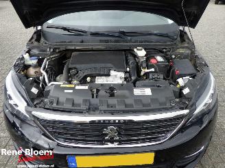Peugeot 308 SW 1.2 PureTech Premium 131pk picture 22