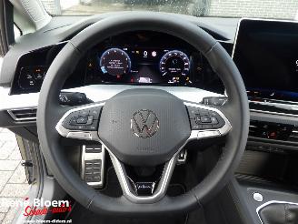 Volkswagen Golf 1.5 TSI Life Edition picture 15