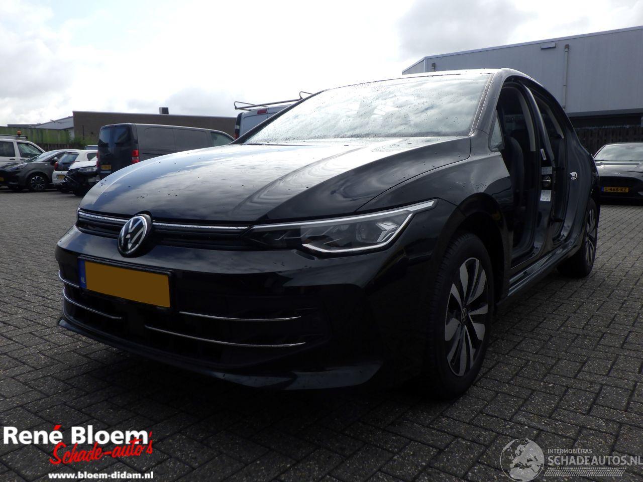 Volkswagen Golf 1.5 TSI Life Edition