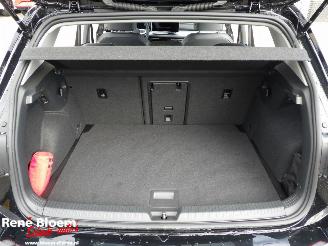 Volkswagen Golf 1.5 TSI Life Edition picture 12