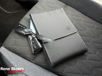 Volkswagen Golf 1.5 TSI Life Edition picture 20