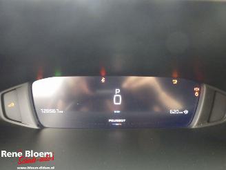 Peugeot 308 1.2 Puretech Allure Aut picture 13