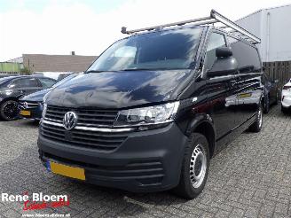 skadebil bedrijf Volkswagen Transporter 2.0 TDI L2H1 Navi 110pk 2023/8