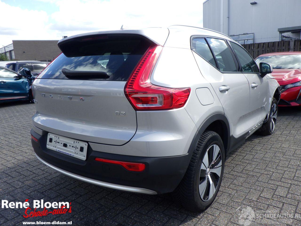 Volvo XC40 2.0 B3 Essential Aut