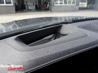 BMW 3-serie 330e M-Pakket Full Option 292pk picture 19