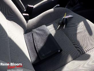 Renault Twingo 1.2 16V Authentique picture 9
