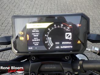KTM 390 Duke ABS picture 9