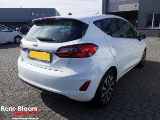 krockskadad bil auto Ford Fiesta 1.0 Ecoboost Hybrid Titanium Navi 2023/2