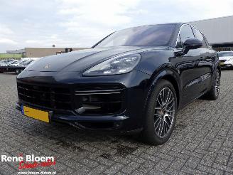 damaged passenger cars Porsche Cayenne 4.0 TURBO S E-HYBRID 680 pk 2020/1