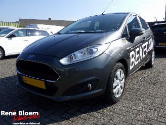 uszkodzony samochody osobowe Ford Fiesta 1.5 TDCI Style 95pk Airco 2017/5