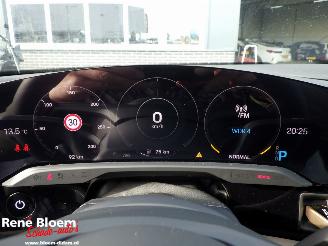 Porsche Taycan 93kWh Full Option 280kw Bose Sound picture 22