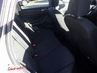 Volkswagen Polo 1.0 MPI Edition 5drs Navi picture 13