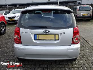 Kia Picanto 1.1 X-clusive picture 4