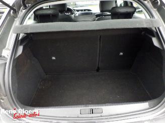 Opel Corsa 1.2 Elegance picture 7