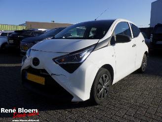 Voiture accidenté Toyota Aygo 1.0 VVT-I X-Fun 5drs Airco 2019/12