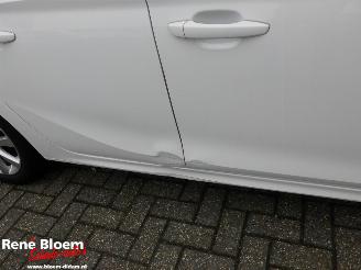 Opel Corsa 1.2 Edition 5drs Navi picture 10