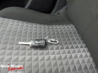 Peugeot 108 1.0 e-VTi Active Airco 5drs picture 17