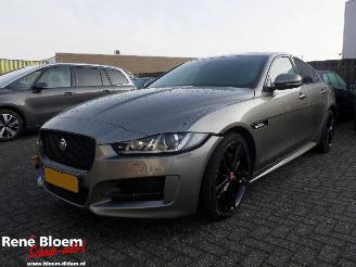 Damaged car Jaguar XE 2.0D Prestige Aut 163pk 2018/2