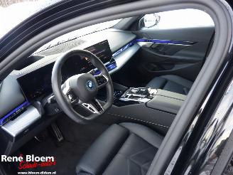 BMW i5 Touring E-Drive 40 340pk 84kwh Full Option picture 18